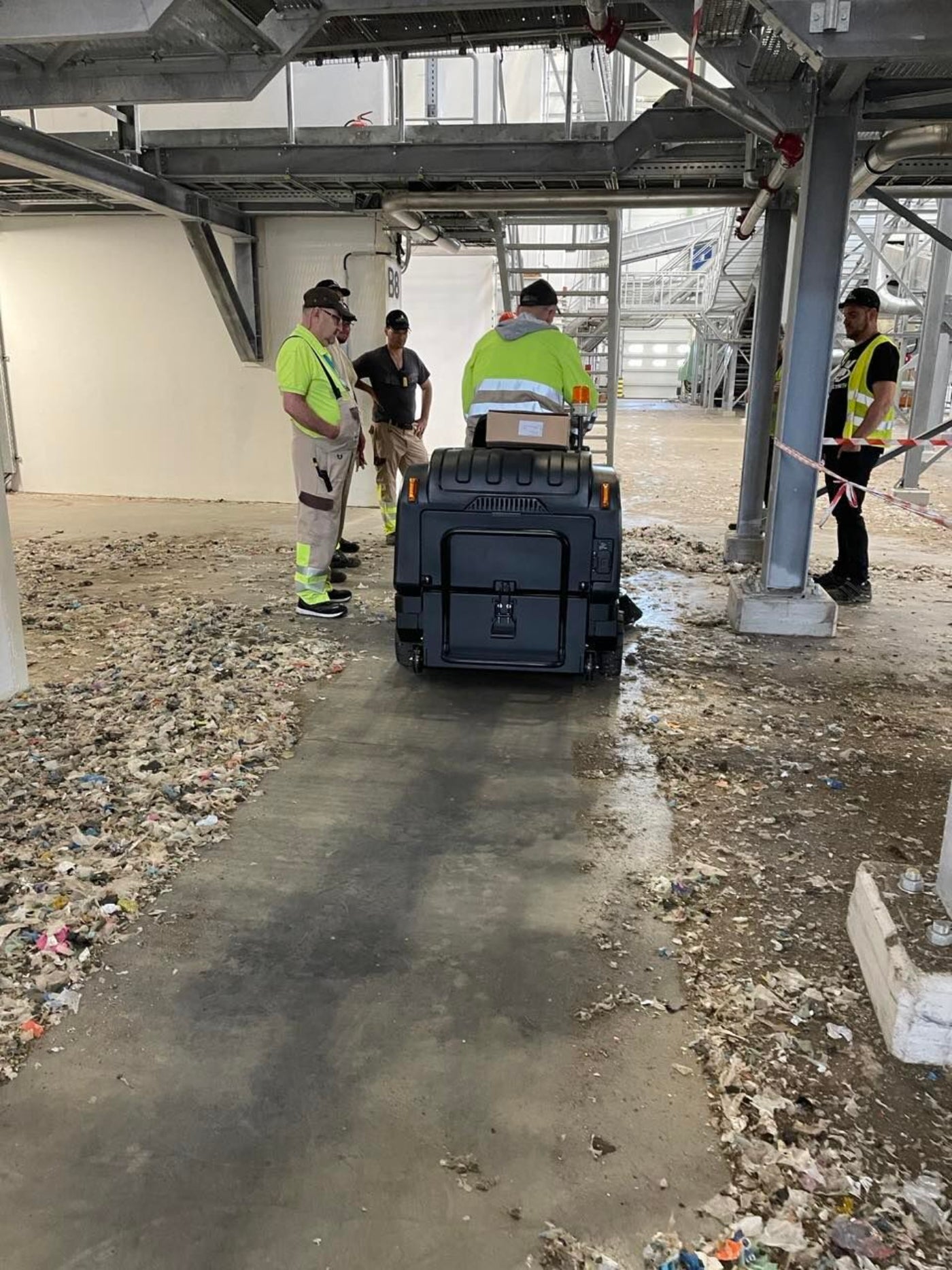 Viper ROS1300 | Floor Sweeper | Ride On | 53" | Battery | Dual Side Brushes - ROS1300