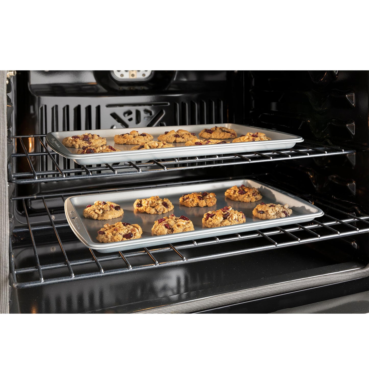 GE APPLIANCES JTD5000SVSS GE(R) 30" Smart Built-In Self-Clean Convection Double Wall Oven with No Preheat Air Fry - JTD5000SVSS-KT