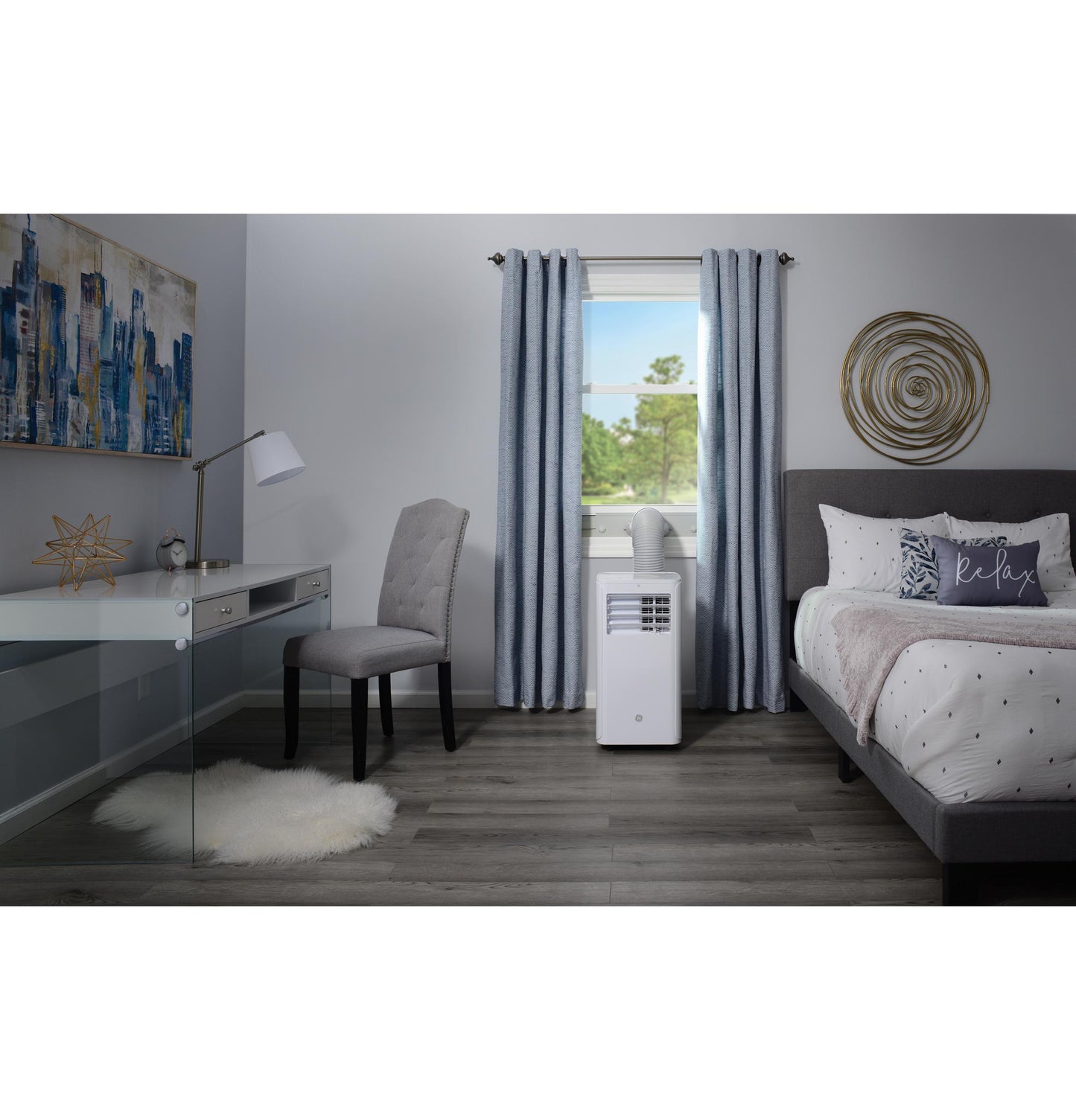 GE APPLIANCES APFD06JASW GE(R) 6,100 BTU Portable Air Conditioner with Dehumidifier and Remote, White - APFD06JASW-KT