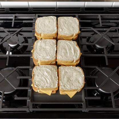 GE APPLIANCES GGS600AVES GE(R) 30" Slide-In Front-Control Convection Gas Range with No Preheat Air Fry and EasyWash(TM) Oven Tray - GGS600AVES-KT