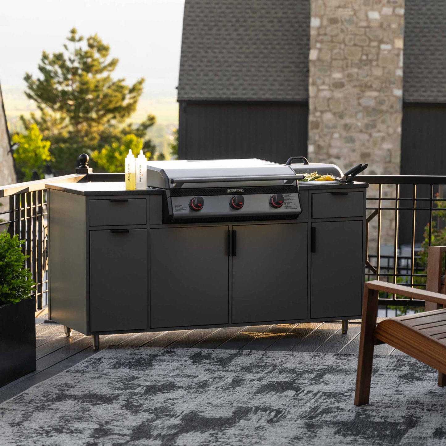 Blackstone Griddle Island Challenger Cabinet - 6020