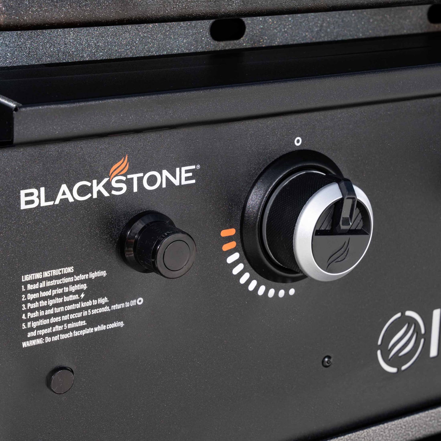 Blackstone 5 Person Chef's Table w/36" Griddle - 6023