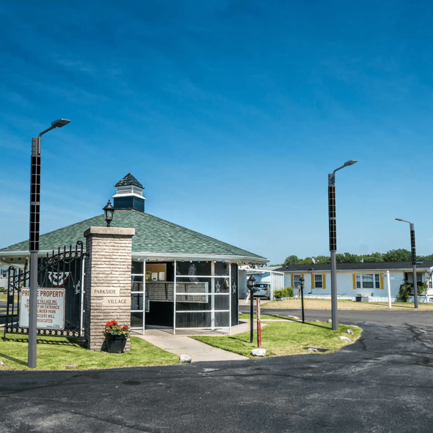 Solar LED Street Light 50 Watt 6200 Lumens 5000K | Smart Street Light Built In Bluetooth | All in One SE Street Light - AVS-CYS-50W