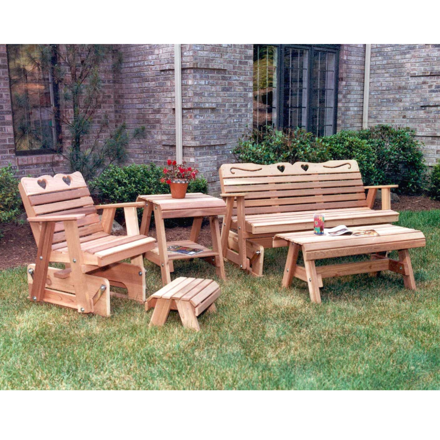 Creekvine Designs Cedar Country Hearts Glider Collection - WF4212CVD