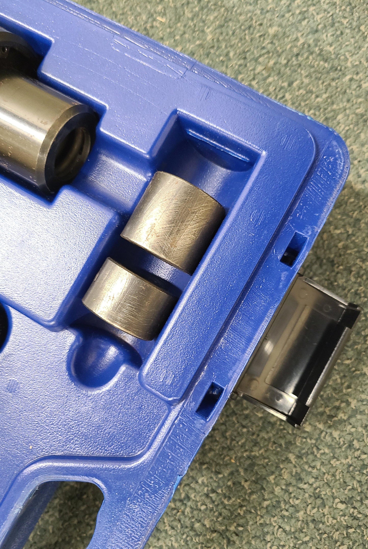 Current Tools  Standard Hydraulic Knockout Set - New Surplus - Current Tools 152