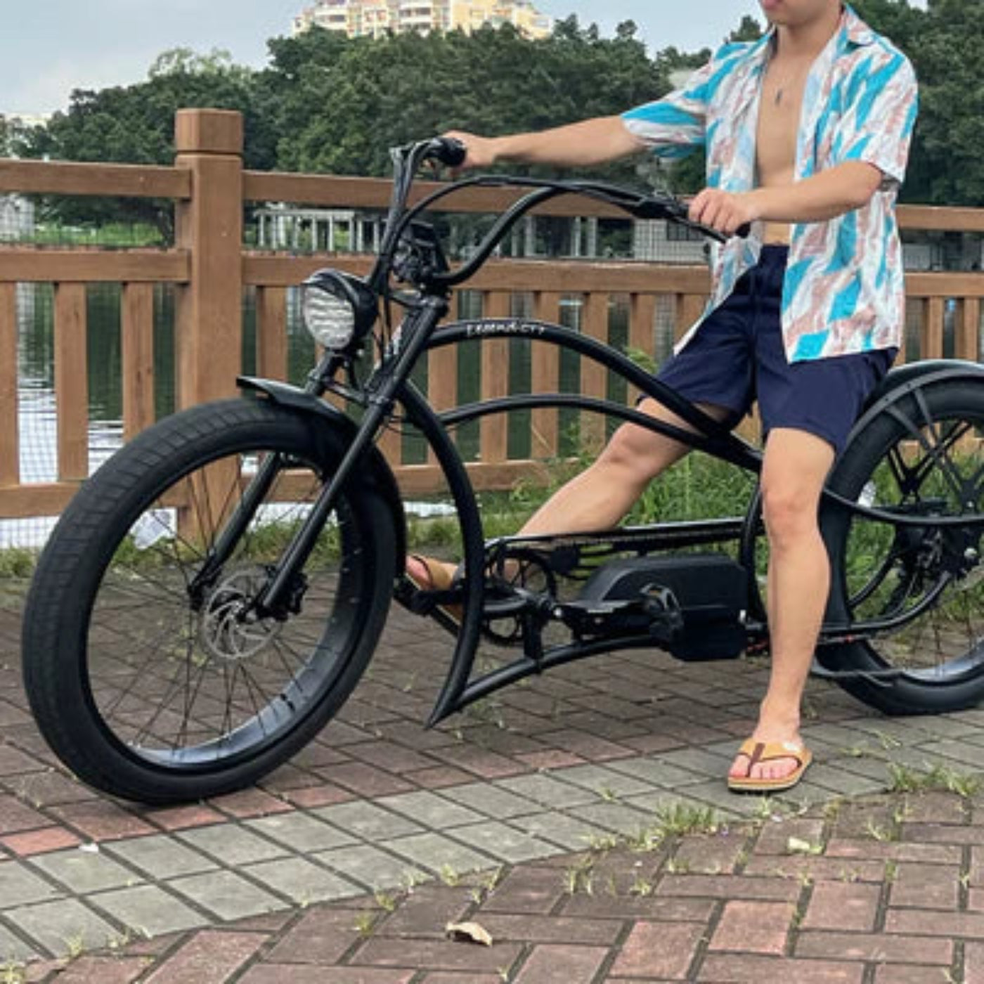 Tracer 1000W 48V Legend GT7 Chopper Stretch Cruiser Fat Tire Electric Bike