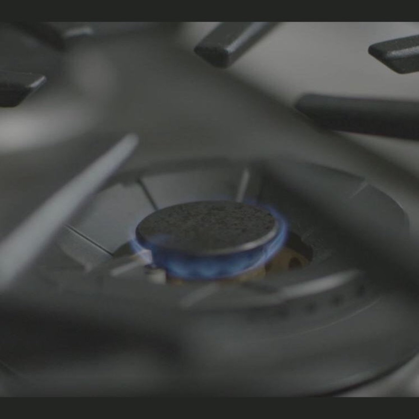 Hestan 36 Inch 4 Burner with Griddle All Gas Range - KRG364GD-NG