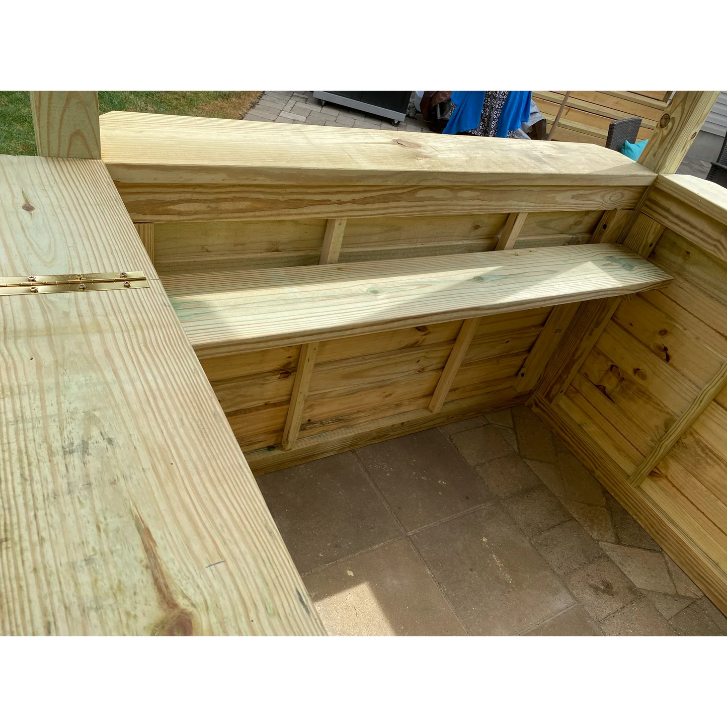 Taverns To Go 6' x 4' Backyard Bar