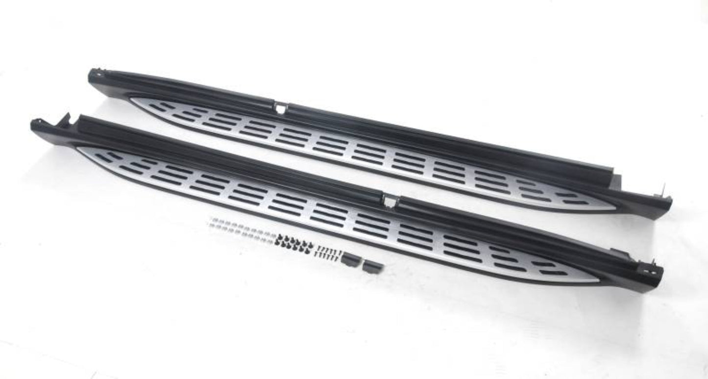 Black Horse Aluminum Oem Replica Running Boards - BLKRMWC167