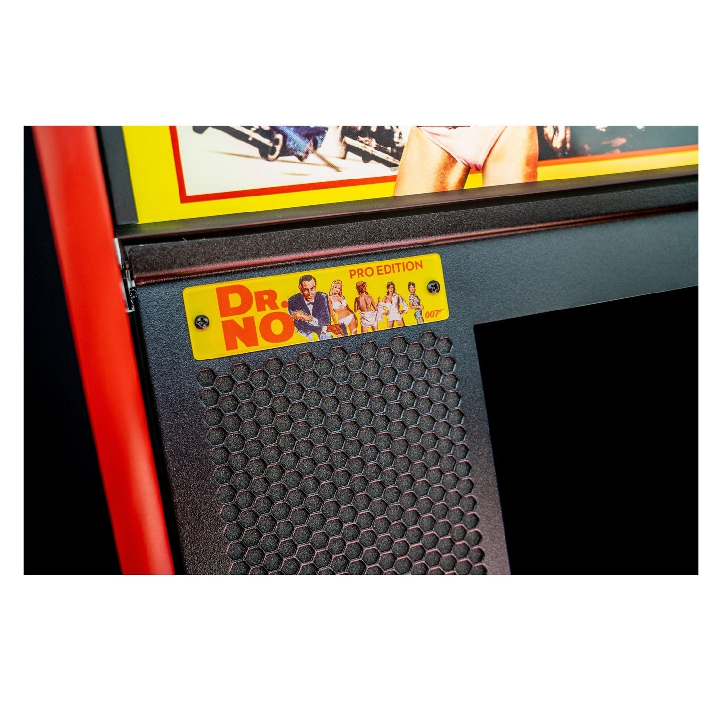 Stern Pinball James Bond 007 Pinball