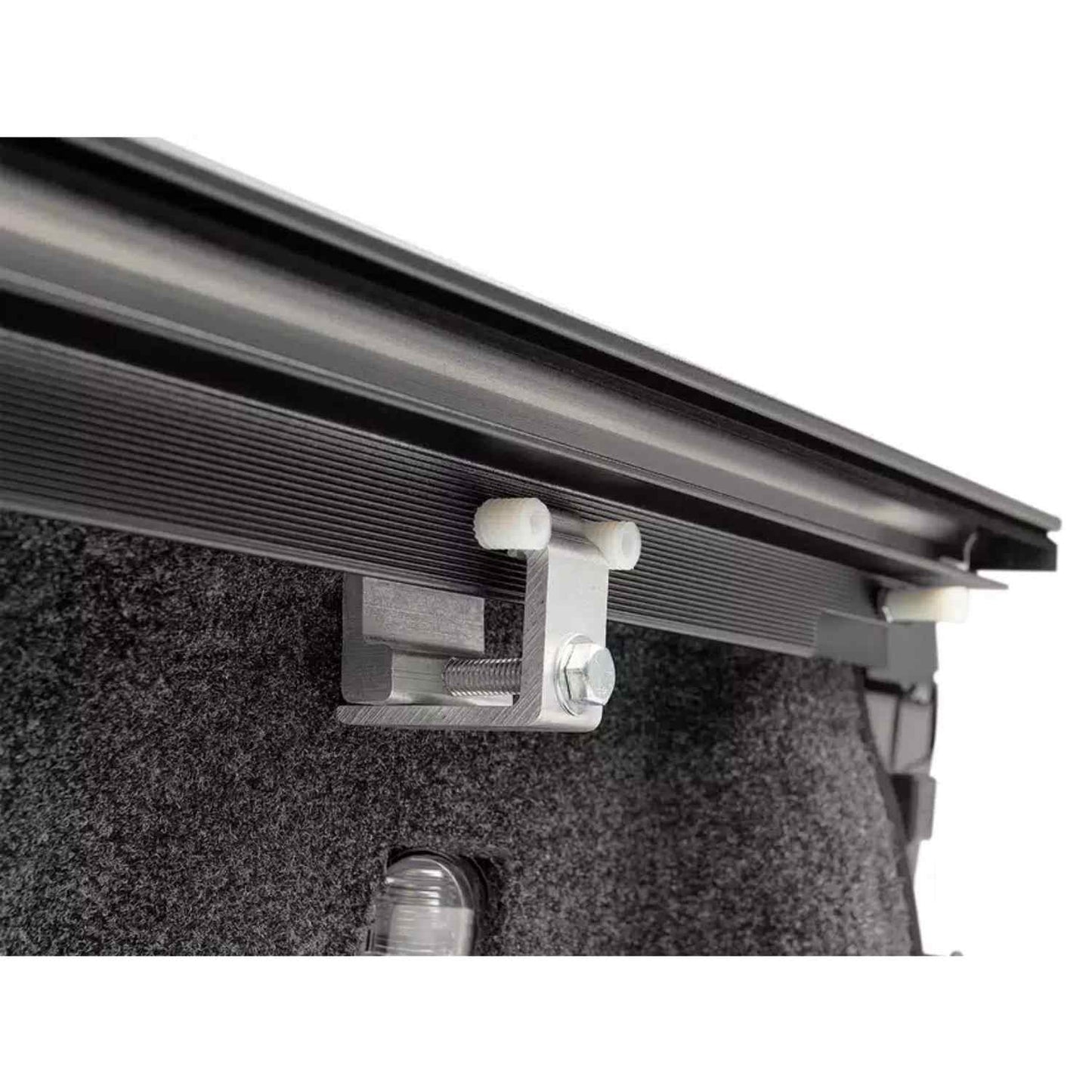 RetraxONE MX Chevy & GMC 1500 Manual Retractable Tonneau Cover