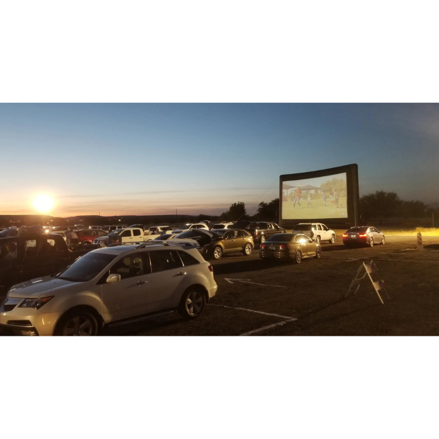 Open Air Cinema Drive-in Elite Movie Theater Kit - CBE-40D