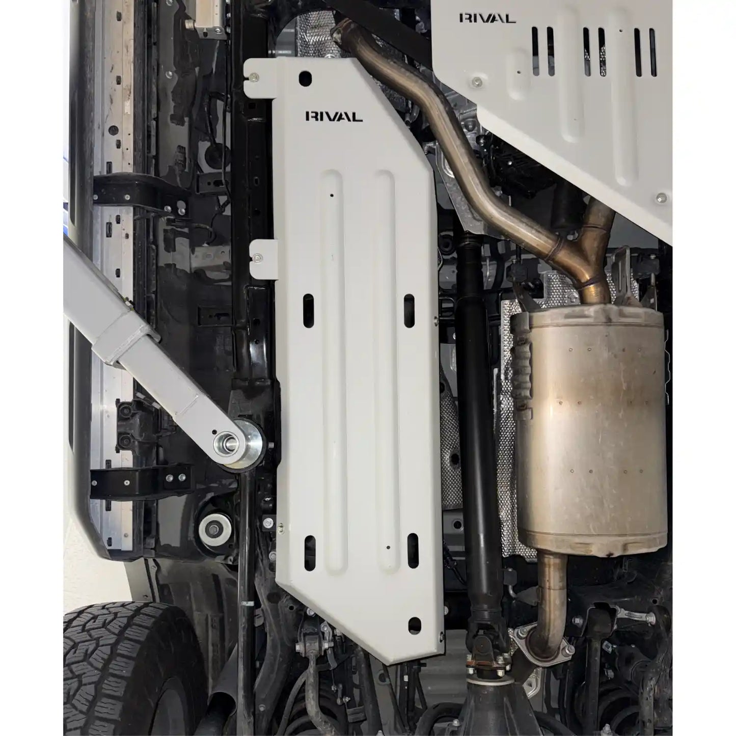 RIVAL Aluminum Fuel Tank Skid Plate 2024+ Land Cruiser & Lexus GX550 - 2333.9581.1.6
