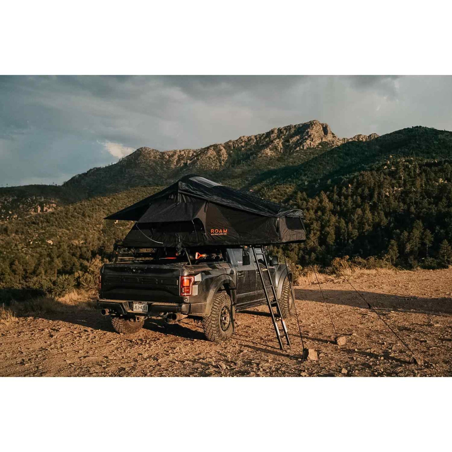 Roam Vagabond Rooftop Tent - ROAM-RTT-VB-FO-NA