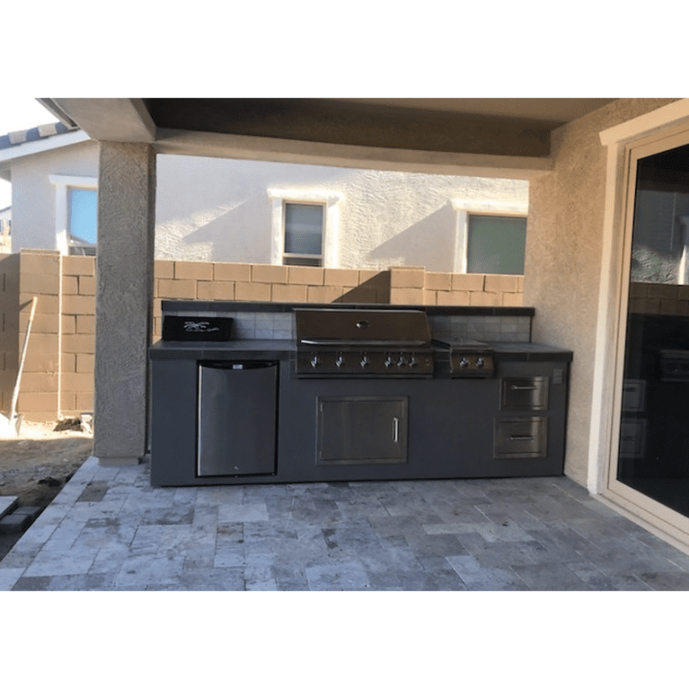 Kokomo BBQ Island With Built-In BBQ Grill Refrigerator, Drawers, & Double Side Burner - Bali-Lp-1