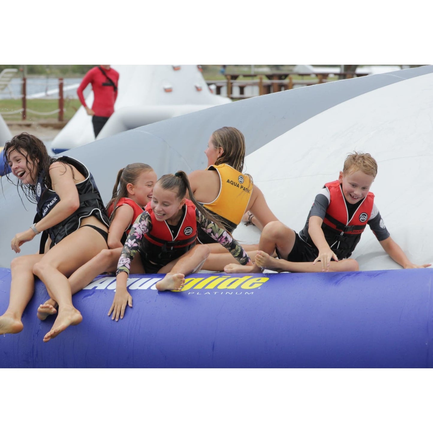 Aquaglide Kaos Gigantic Bouncing Dome - 585219660