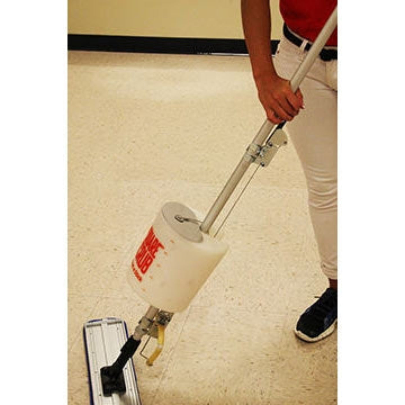 Square Scrub Bucket on a Stick Floor Finish Applicator, 18" or 24" Head - SQU-SS-BOS24-EA