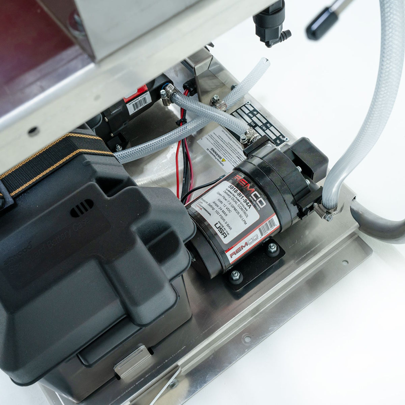 CleanFreak 12 Volt Softwash System (100 PSI @ 7.0 GPM) w/ Remco Pump - Optional Cage, Proportioner, Hose Reel & Spray Wand w/ Nozzle - WET-ASW-0007