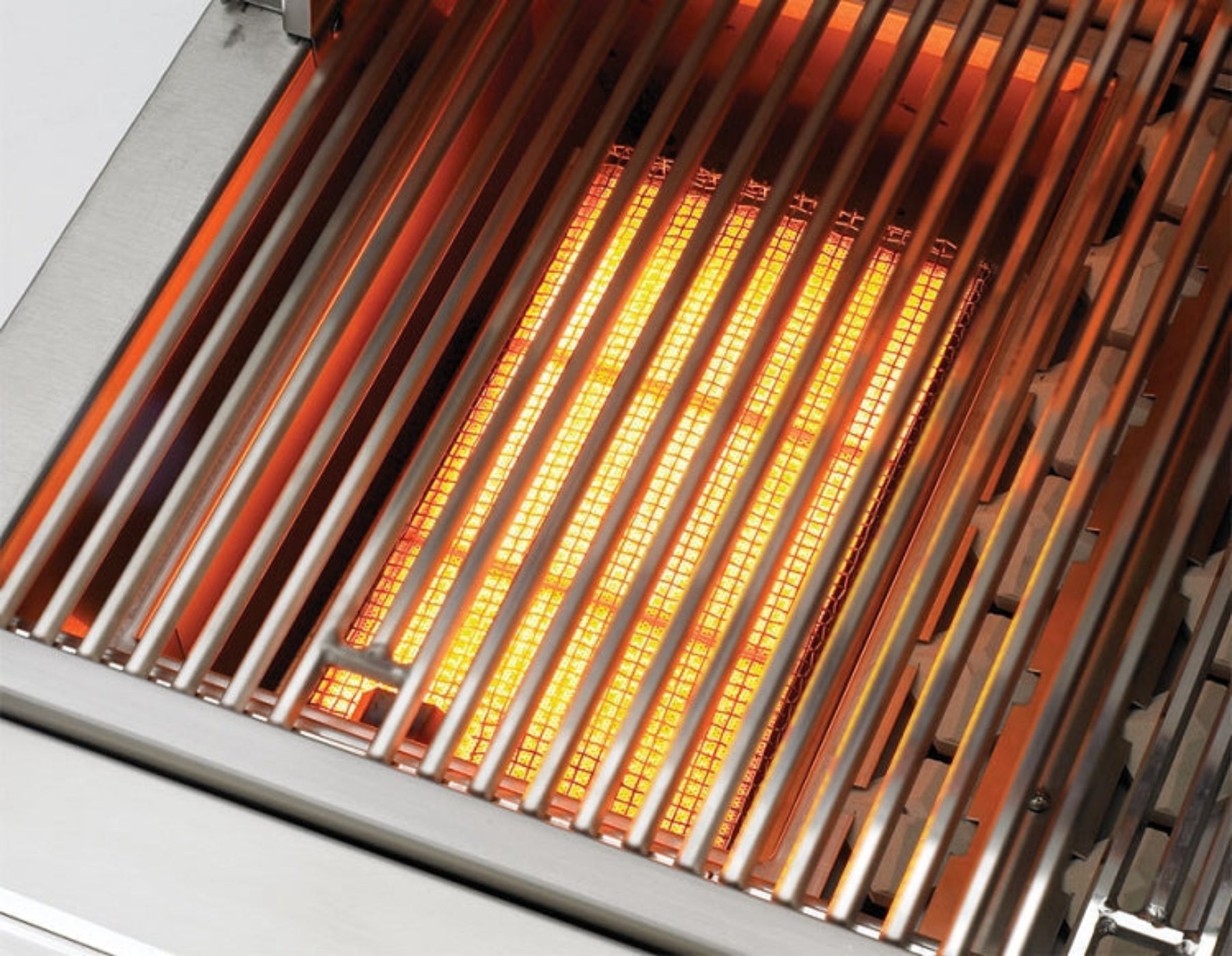 Delta Heat Sear Zone Kit for 32 and 38 Inch Grills - DHSZ-KIT-B