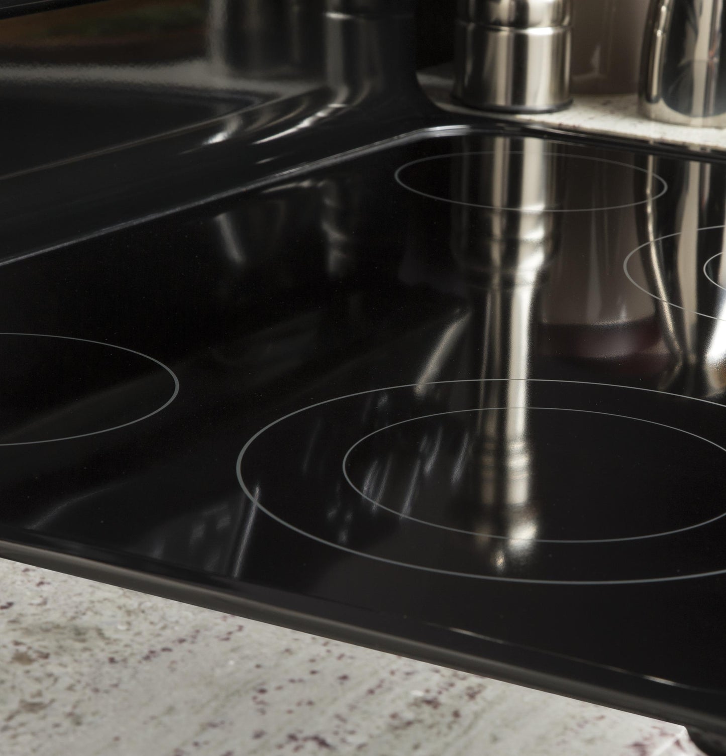 GE APPLIANCES JB645DKBB GE(R) 30" Free-Standing Electric Range - JB645DKBB-KT