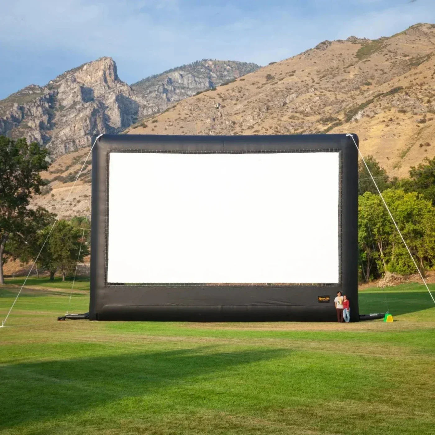 Open Air Cinema Elite Outdoor Movie Screen Kit - E-25