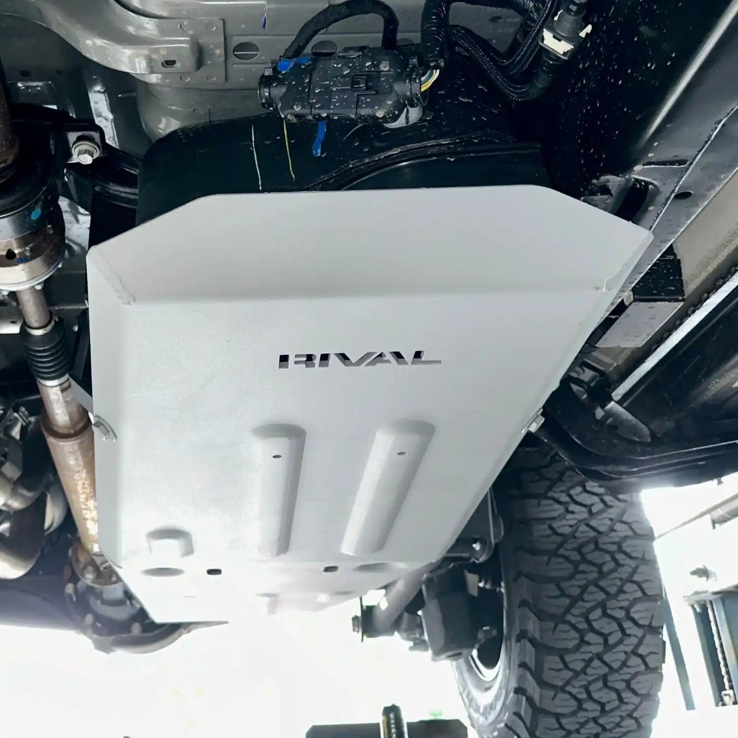 RIVAL Aluminum Gas Tank Skid Plate | 2024+ Ford Ranger Raptor - 2333.1889.1.6