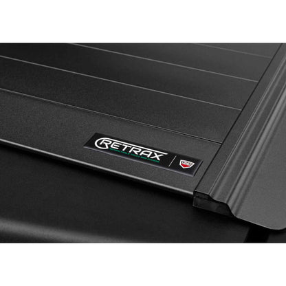 RetraxPRO MX GMC 1500 And Chevy Manual Retractable Tonneau Cover