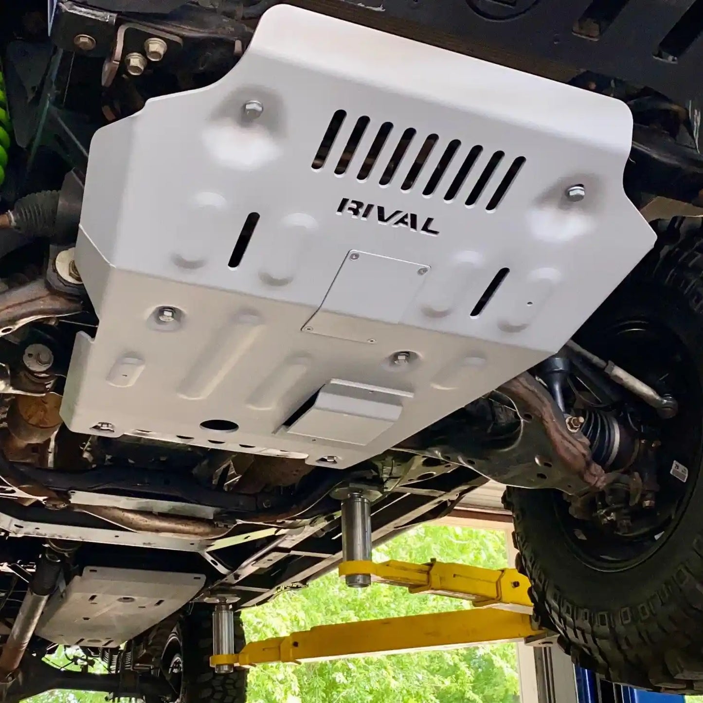 RIVAL Aluminum Engine Skid Plate 2005-2023 Toyota Tacoma 3Gen 4WD including KDSS - 2333.9540.1.6