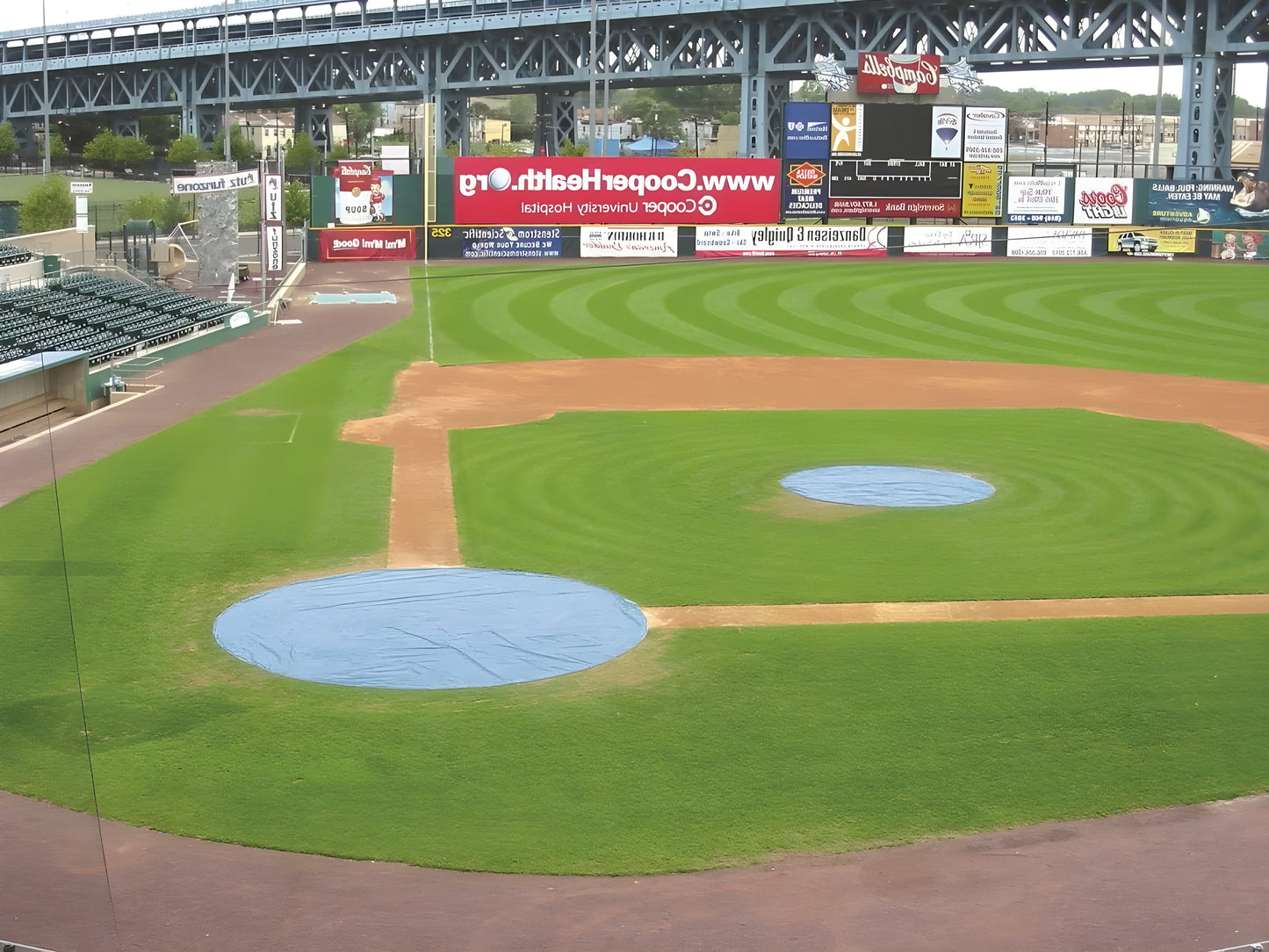 Trigon Sports 26 ft. Round Field Saver Heavyweight Cover, 18 oz - BHVYCV26