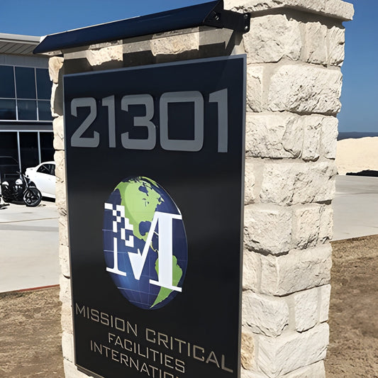 AVS Energy Solar Triangle Light 17 Watt 2000 Lumens  - AVS-TRI-20W